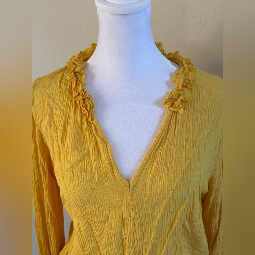 O’Neill Mustard Yellow Long Sleeve Blouse - Picture 3 of 6